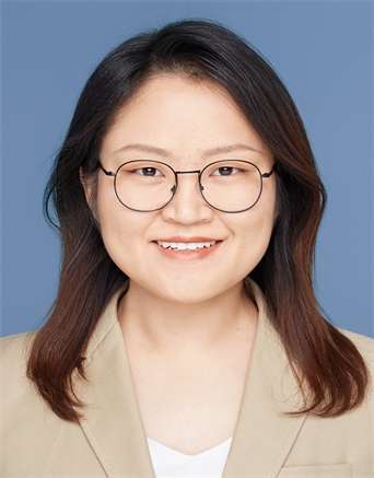 闫铄